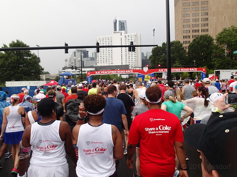 2015-07-04 2015-04 Atlanta July 4 Expo and Race 023.JPG - Can't get a photo of everyone! Just at the start line!
